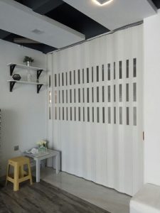 pintu lipat pvc