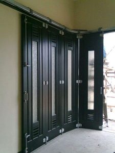 Keunggulan pintu garasi sliding