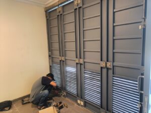 Pintu Garasi Sliding Sidoarjo